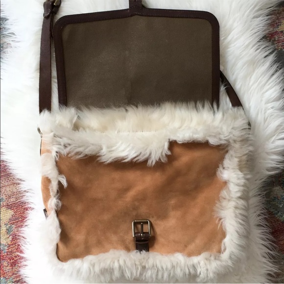 SOLD Ralph Lauren Suede Shearling Cross Body Bag - Picture 3 of 8